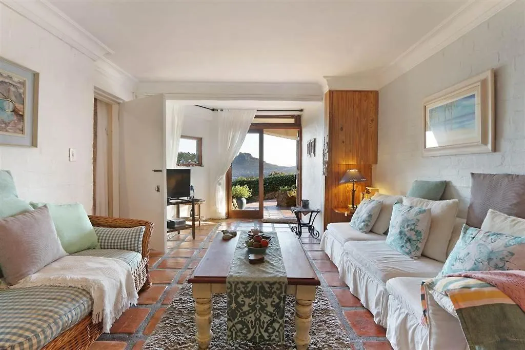 Guest house Bayview Mountain Seafacing Cottages Hout Bay South Africa